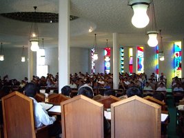 Otra_sala_de_charlas