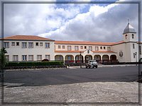 Otra_vista_del_monasterio.JPG