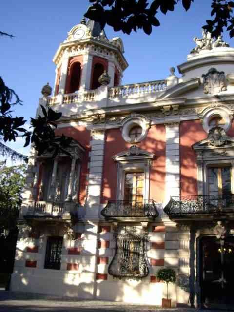 10_Edificio_entrada.jpg