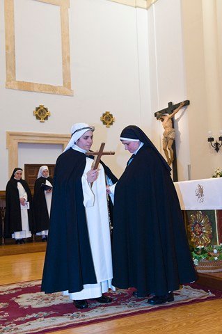 12_Puesta_del_rosario.jpg